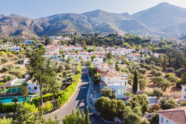 Villa from the developer in Kyrenia, Northern Cyprus with sea view with pool with installment - 86048 Villa from the developer in Kyrenia, Northern Cyprus with sea view with pool with installment - buy realty in Turkey - 86048