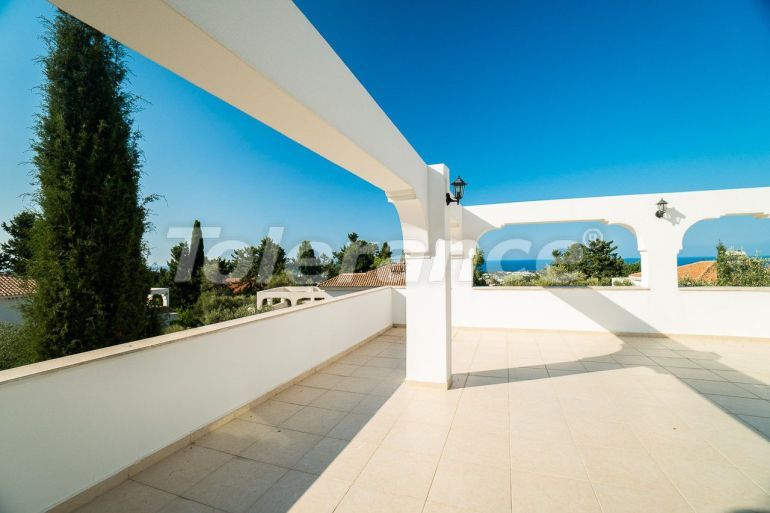 Villa from the developer in Kyrenia, Northern Cyprus with sea view with pool with installment - 86079 Villa from the developer in Kyrenia, Northern Cyprus with sea view with pool with installment - buy realty in Turkey - 86079