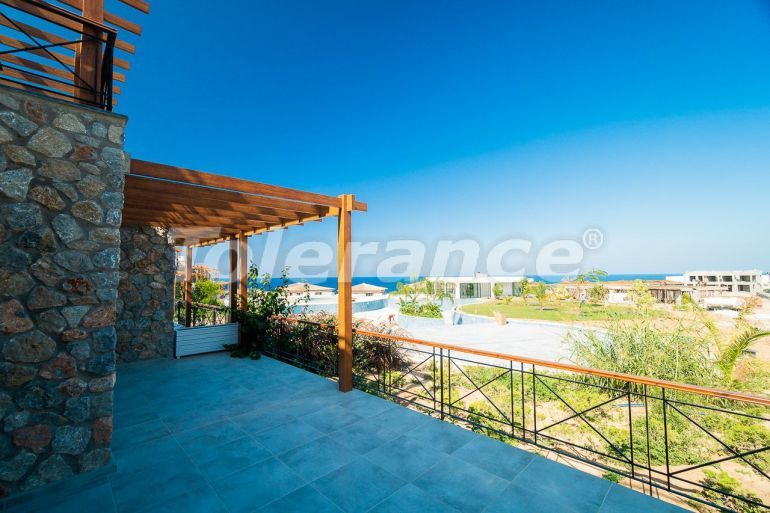 فلل من المتعهد في:في كيرينيا, قبرص الشمالية اطلالة على البحر مسبح - 86725 فلل من المتعهد في:في كيرينيا, قبرص الشمالية اطلالة على البحر مسبح - شراء عقار في تركيا - 86725