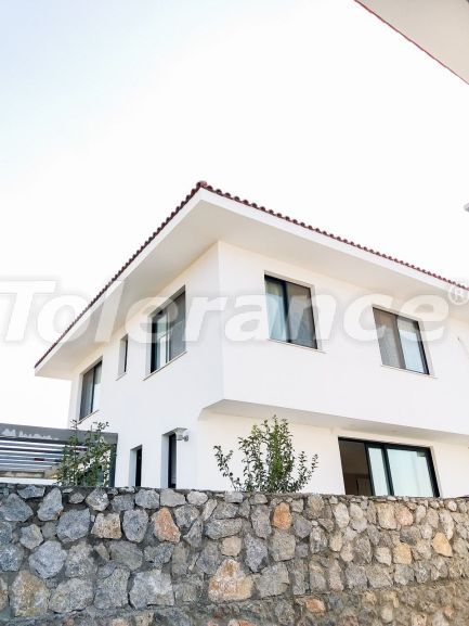 Villa van de ontwikkelaar in Kyrenie, Noord-Cyprus zwembad - onroerend goed kopen in Turkije - 86849