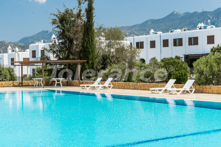 Villa in Kyrenia, Northern Cyprus with pool - buy realty in Turkey - 87117