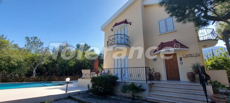 Villa еn Kyrénia, Chypre du Nord vue sur la mer piscine - acheter un bien immobilier en Turquie - 89225