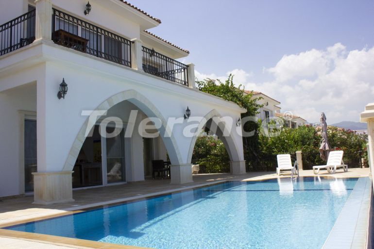 Villa from the developer in Kyrenia, Northern Cyprus with sea view with pool - 90557 Villa from the developer in Kyrenia, Northern Cyprus with sea view with pool - buy realty in Turkey - 90557