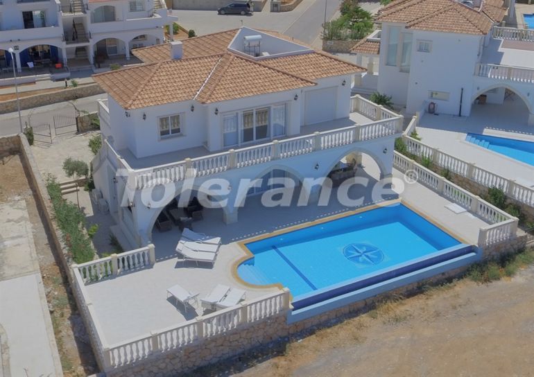 Villa from the developer in Kyrenia, Northern Cyprus with sea view with pool - 90558 Villa from the developer in Kyrenia, Northern Cyprus with sea view with pool - buy realty in Turkey - 90558