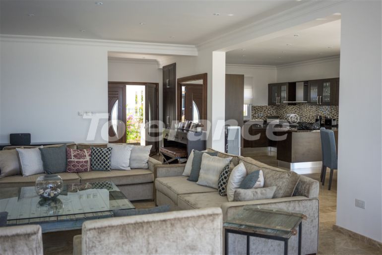 Villa from the developer in Kyrenia, Northern Cyprus with sea view with pool - 90565 Villa from the developer in Kyrenia, Northern Cyprus with sea view with pool - buy realty in Turkey - 90565