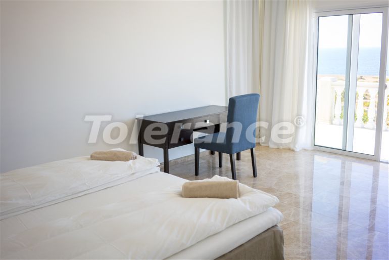Villa from the developer in Kyrenia, Northern Cyprus with sea view with pool - 90582 Villa from the developer in Kyrenia, Northern Cyprus with sea view with pool - buy realty in Turkey - 90582
