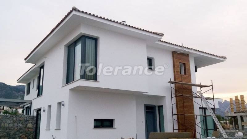Villa van de ontwikkelaar in Kyrenie, Noord-Cyprus zwembad - onroerend goed kopen in Turkije - 72014