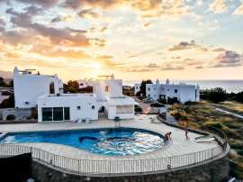 Villa in Kyrenie, Noord-Cyprus zeezicht zwembad - onroerend goed kopen in Turkije - 78225