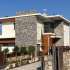 Villa in Kyrenia, Northern Cyprus - buy realty in Turkey - 72720