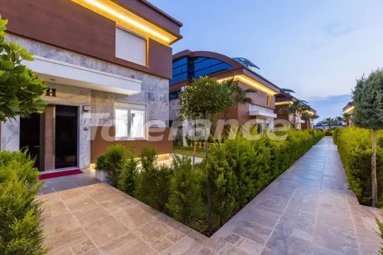 فلل من المتعهد في:في لارا, أنطاليا مسبح - 11211 فلل من المتعهد في:في لارا, أنطاليا مسبح - شراء عقار في تركيا - 11211