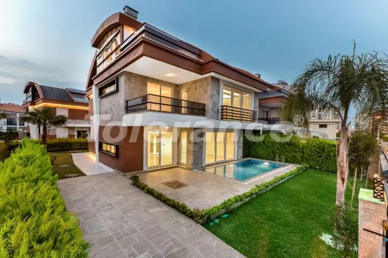 فلل من المتعهد في:في لارا, أنطاليا مسبح - 11213 فلل من المتعهد في:في لارا, أنطاليا مسبح - شراء عقار في تركيا - 11213