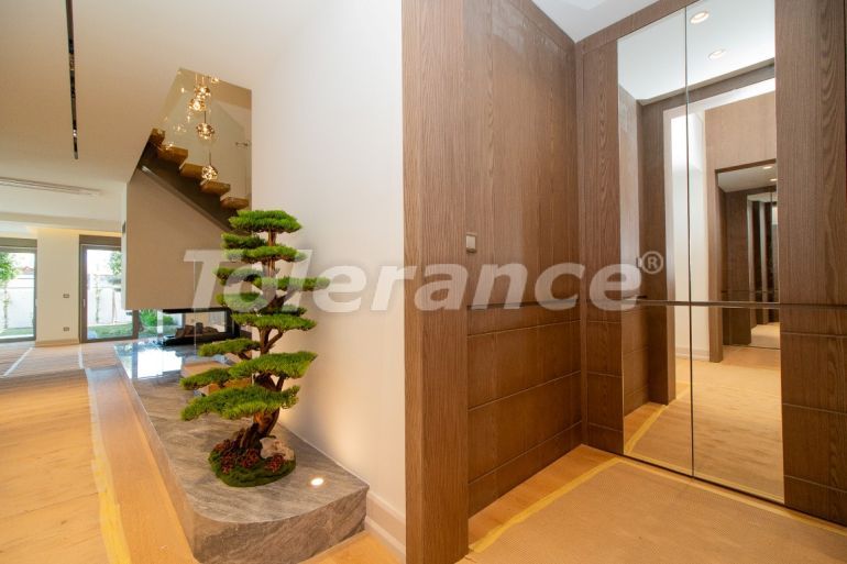 ویلا از سازنده که در لارا, آنتالیا استخر - خرید ملک در ترکیه - 134902