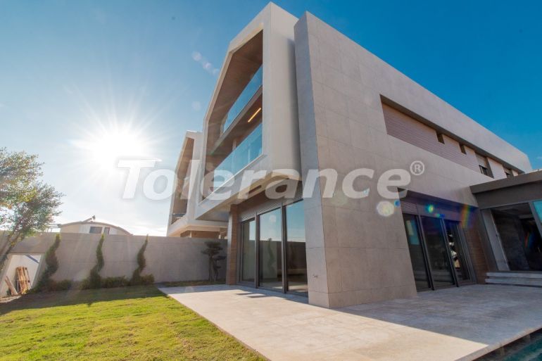 ویلا از سازنده که در لارا, آنتالیا استخر - خرید ملک در ترکیه - 134945