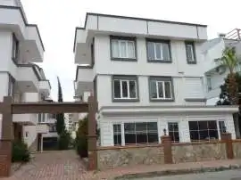 Villa еn Lara, Antalya - acheter un bien immobilier en Turquie - 25143