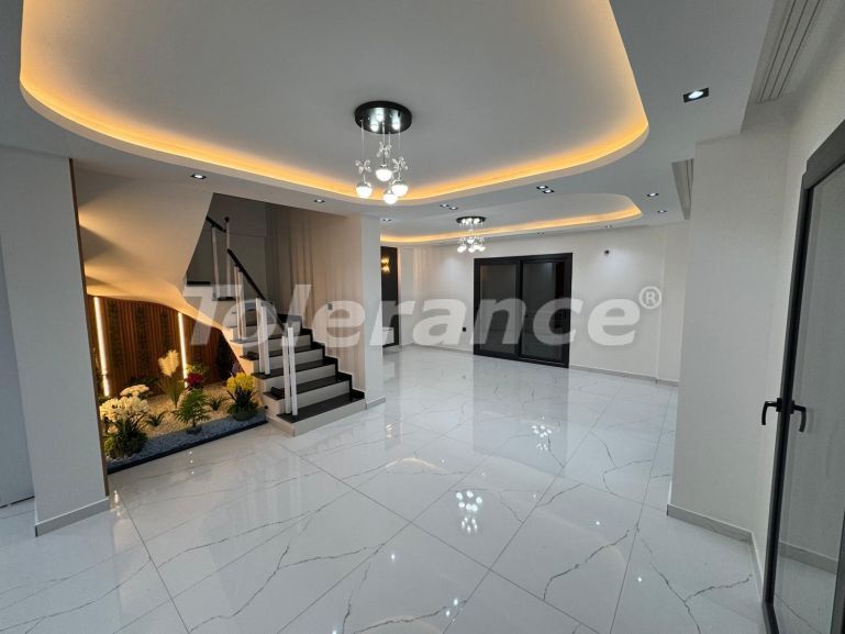 ویلا از سازنده که در مرسین - خرید ملک در ترکیه - 136222