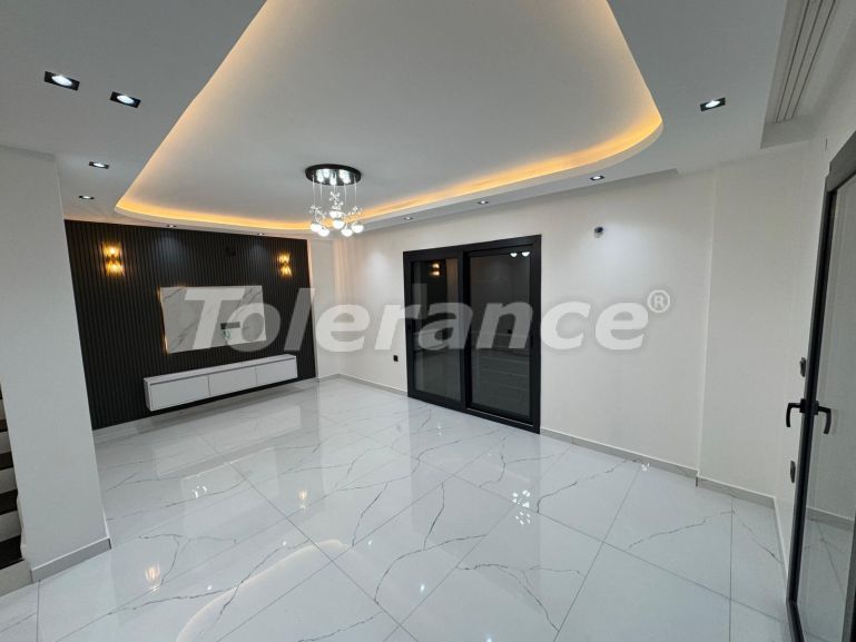 ویلا از سازنده که در مرسین - خرید ملک در ترکیه - 136224