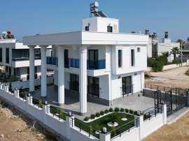 ویلا از سازنده که در مرسین - خرید ملک در ترکیه - 136248