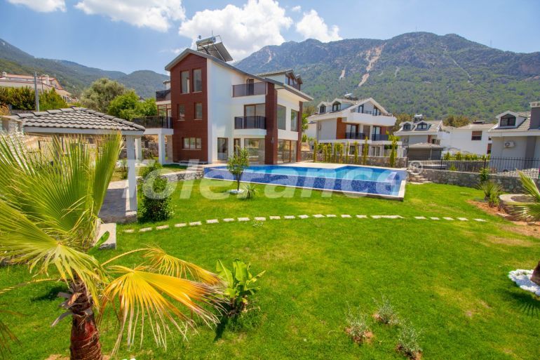 Villa еn Ovacık, Fethiye piscine - acheter un bien immobilier en Turquie - 70083
