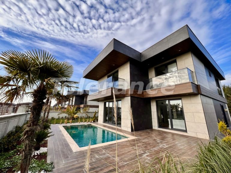 Villa from the developer in Silivri, İstanbul with sea view with pool with installment - buy realty in Turkey - 133494