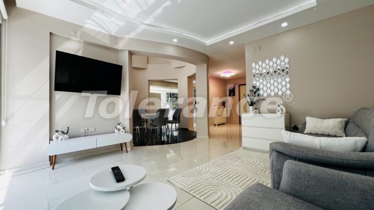 Villa in Tekirova, Kemer pool - immobilien in der Türkei kaufen - 136427