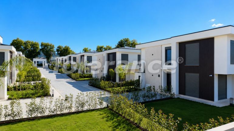 Villa from the developer in Tekirova, Kemer with pool - buy realty in Turkey - 141067