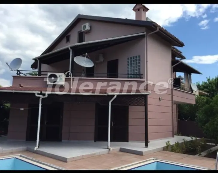 Villa in Tekirova, Kemer with pool - buy realty in Turkey - 23311