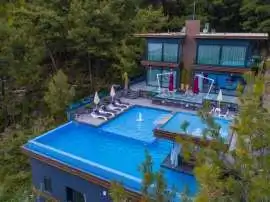 Вилла или дом в Калкане вид на море с бассейном: купить недвижимость в Турции - 31021