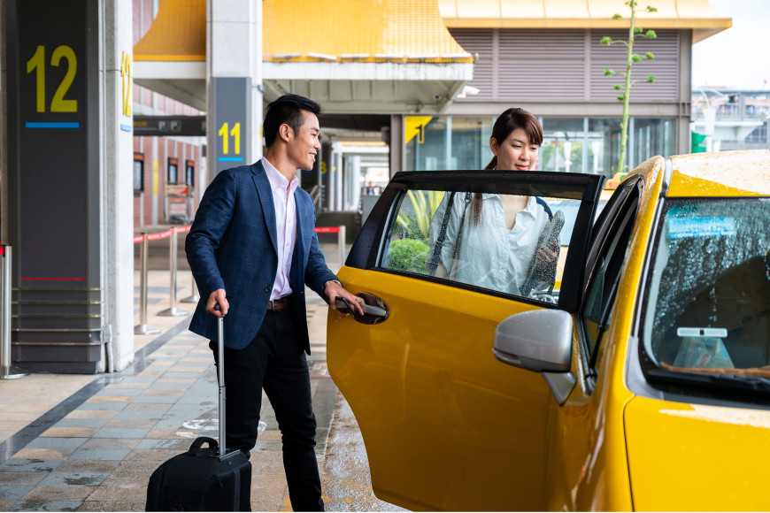 Combien coûte un taxi de l'aéroport d'Istanbul à la ville ?